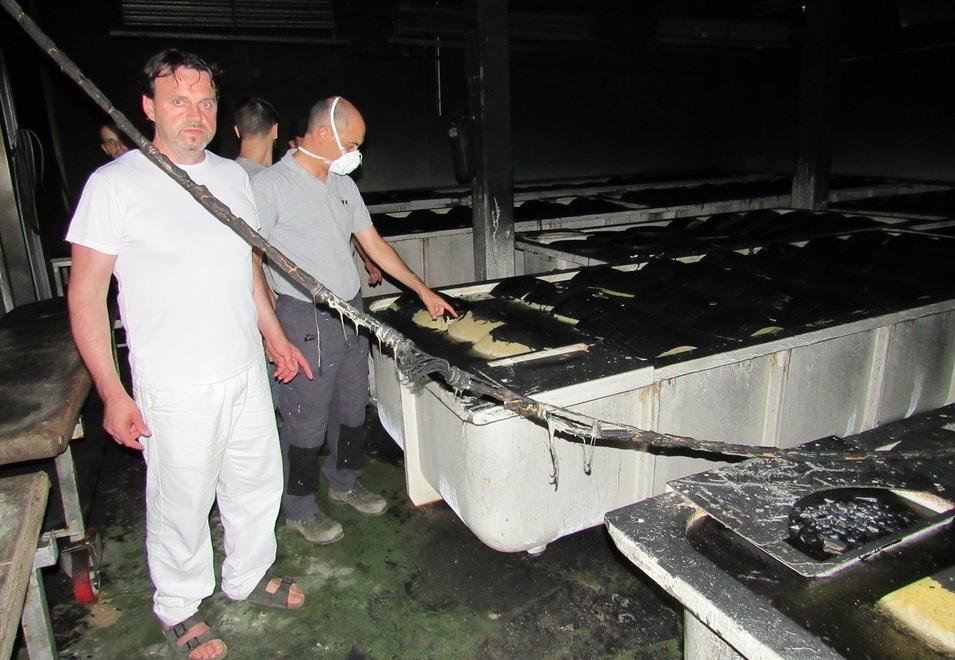 Incendio nel caseificio Due mesi senza lavoro