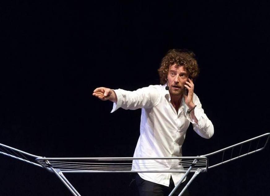Pievepelago, Maurizio Lastrico Con Radio FM uno spettacolo per solidarietà 