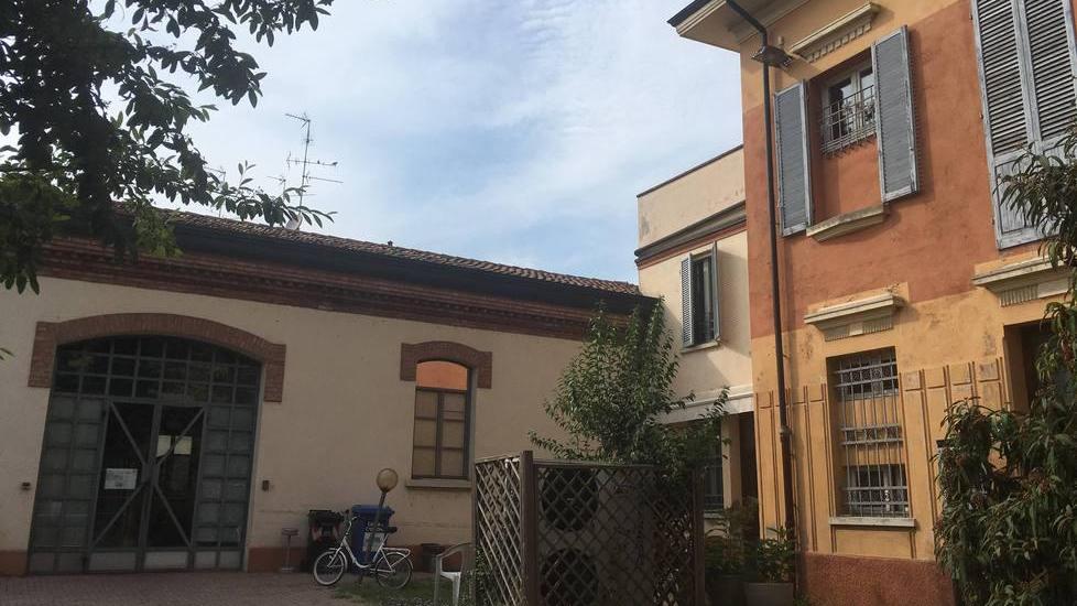 Carpi, assistente sociale aggredita: uffici chiusi per... paura