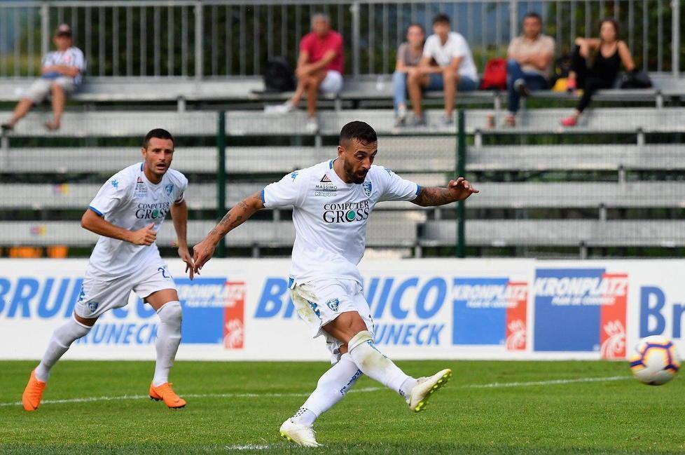 Superato l’esame di tedesco Caputo abbatte l’Eintracht 