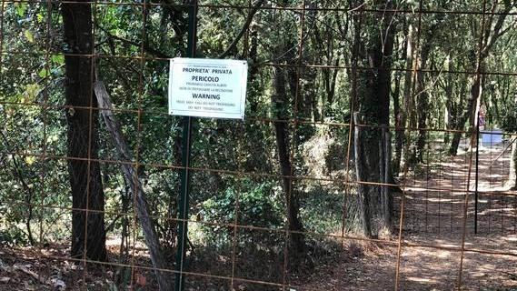 Sbarrato ai Pianetti un sentiero per il mare