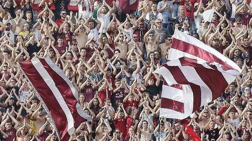 Livorno da impazzire già 2.200 abbonamenti si va verso il boom