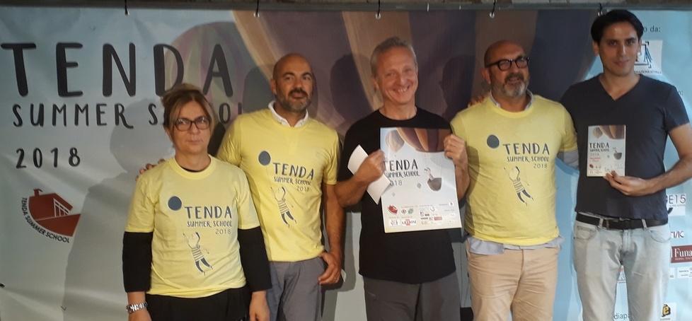 Tenda Summer School per i giovani attori