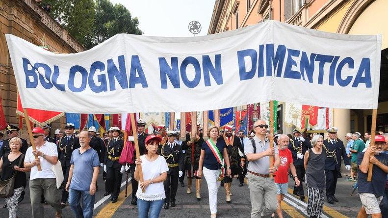 Strage di Bologna sindaci in prima fila per non dimenticare