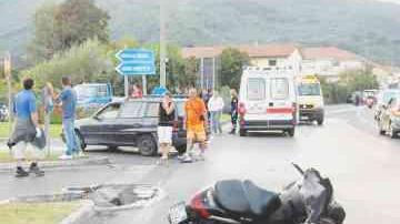 Muore scooterista nello scontro con un’auto