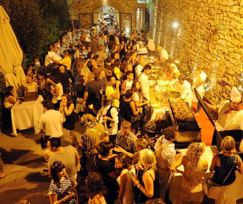 Tre giorni con i prodotti tipici accompagnati dalla musica