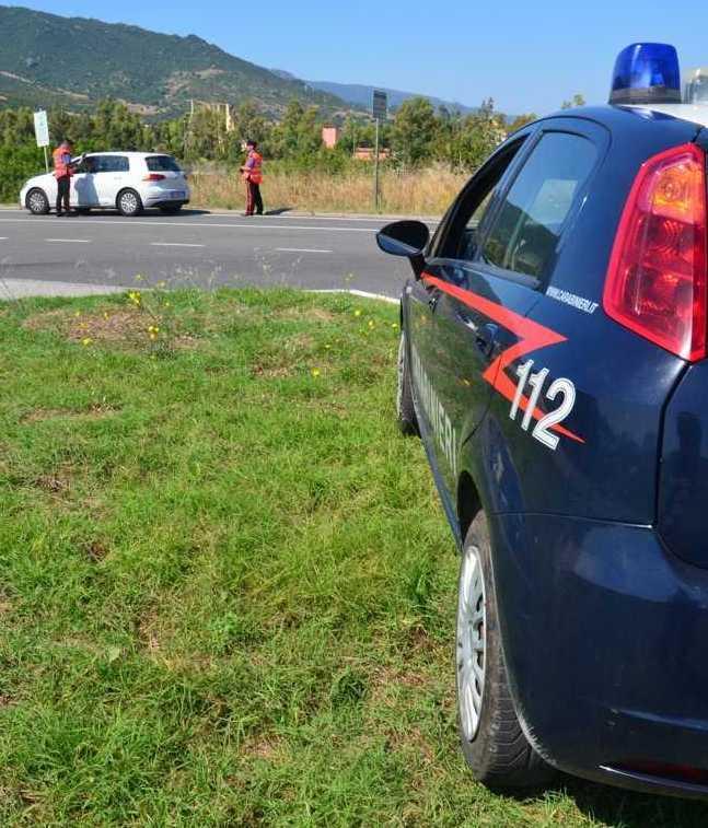 Droga, un giovane ai domiciliari e un altro denunciato dall’Arma