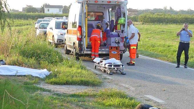 Perde il controllo della moto e muore a 34 anni