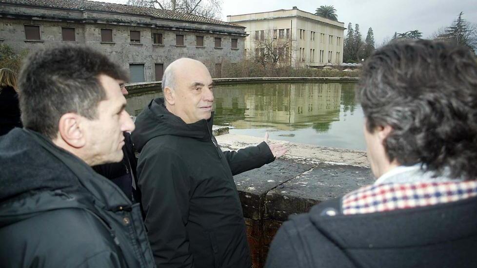 Il sopralluogo dell’architetto Massimiliano Fuksas alle Leopoldine nel gennaio 2007 (Foto Nucci)