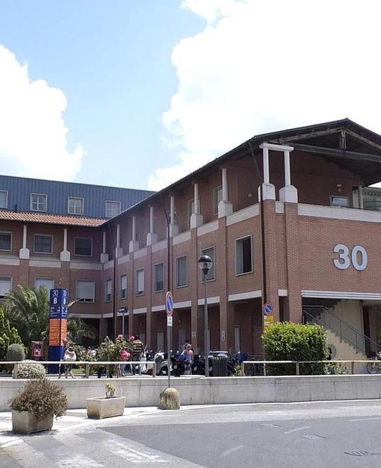Si allarga il caso dei batteri in corsia 