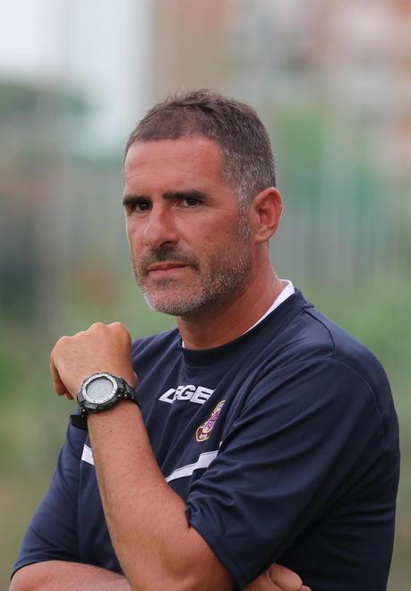 Lucarelli: «Voliamo bassi e lottiamo, il mio destino dipende dai giocatori»
