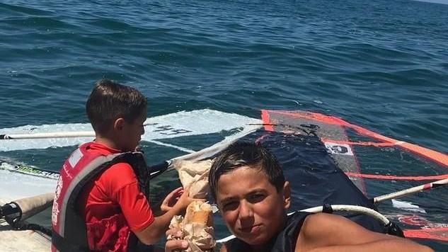 Matteo, a 10 anni un talento del surf La Fiv lo convoca