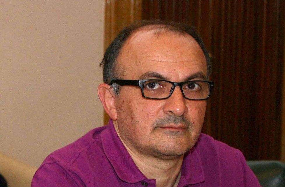 Meno bambini nelle scuole elementari Tagli a classi e cattedre, salvi i plessi 