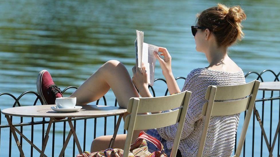 Pagine da mettere in valigia Tutti in vacanza con un libro