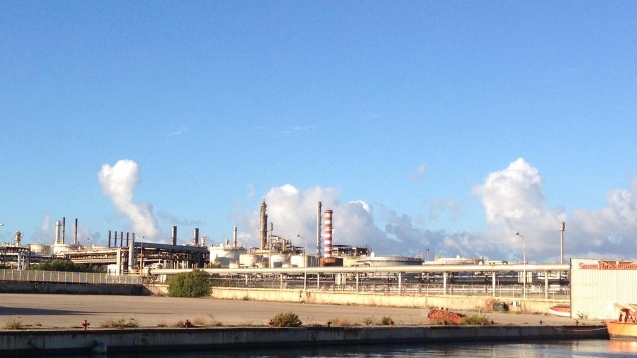 La zona industriale di Porto Torres