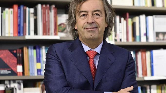 Burioni: «Incivile non vaccinare i bambini. La Toscana protegge i più deboli»