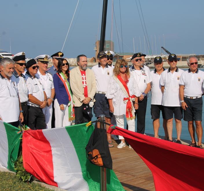 Emozioni e suggestioni affidate al mare della Meloria 