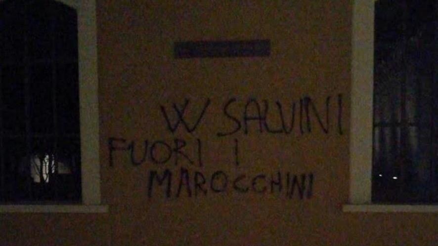 Scritta contro i marocchini «La colpa è di Salvini»