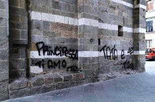 Sfregiata con la vernice Porta San Gervasio 