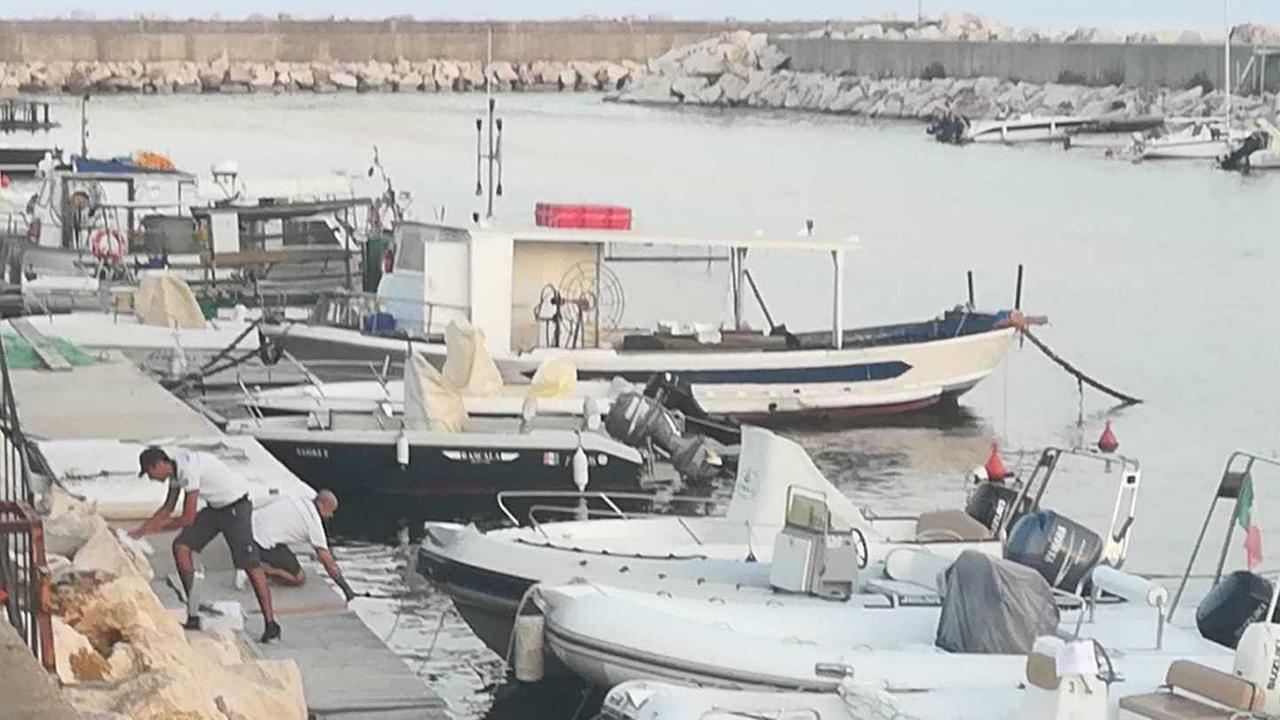 Il porto di Orosei è abusivo, va sgomberato 