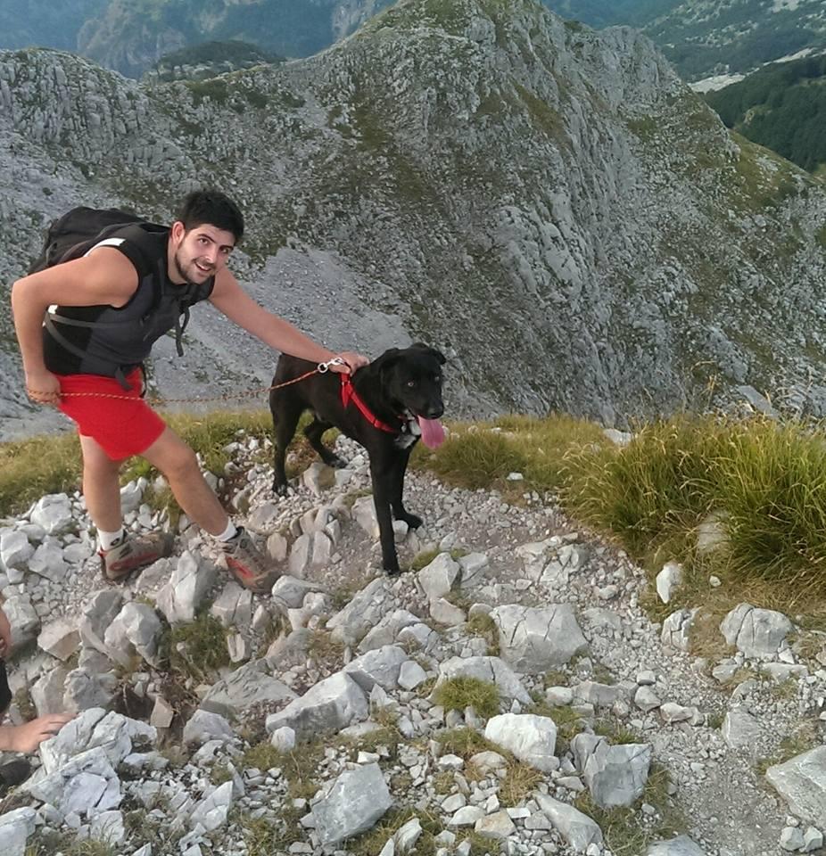 Malore fatale alla guida: trovato morto in auto a 31 anni 