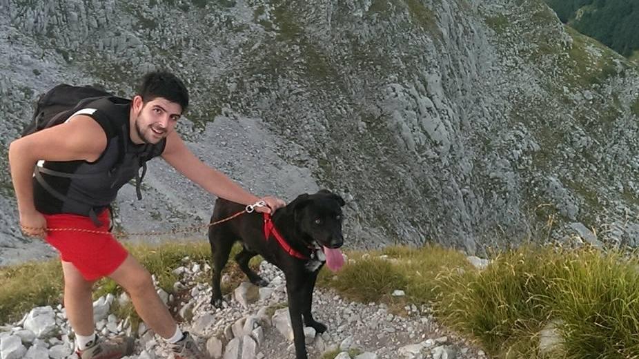 Malore fatale alla guida: trovato morto in auto a 31 anni