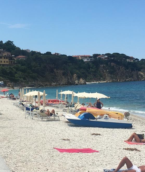 Ciottoli come souvenir dal lido delle Ghiaie