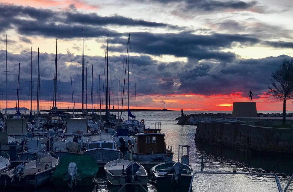 Alessandra e il suo calasole allo Scoglio della Regina