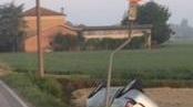 Esce di strada all’alba e muore Stava tornando a casa dal lavoro
