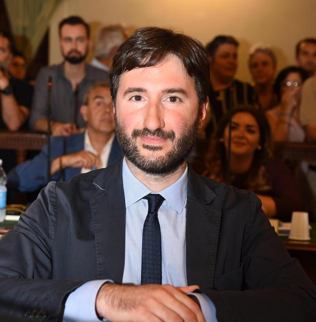 Appello ai parlamentari «Via l’emendamento sul bando periferie» 