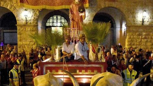È la notte di S.Lorenzo In piazza Dante appuntamento alle 21