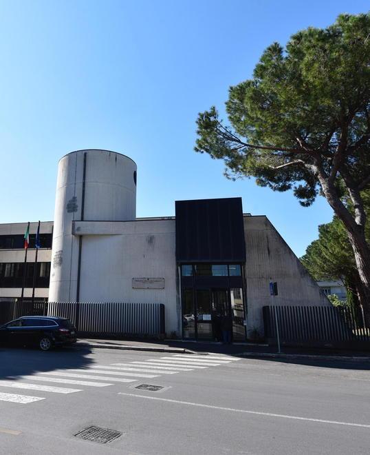Ipotesi di riciclaggio Sequestrate 15 auto 