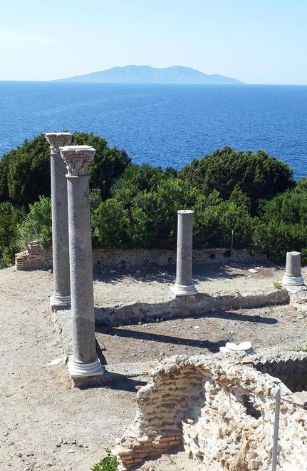 Entrano di nascosto nella Villa Romana Sei giovani sorpresi e denunciati 
