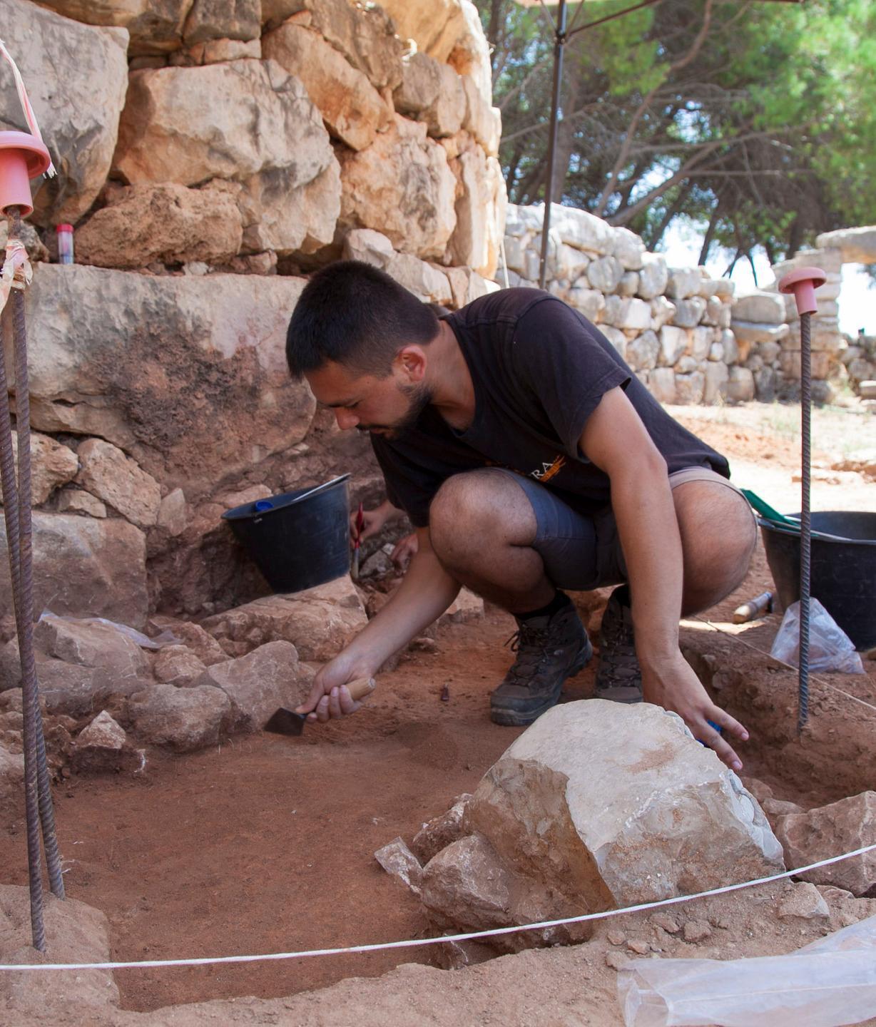 Alghero, nuove scoperte a Palmavera: emerge una terza torre nuragica