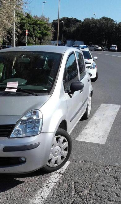 Il cittadino segnala con la nuova App e il vigile interviene 31 multe in 7 giorni 