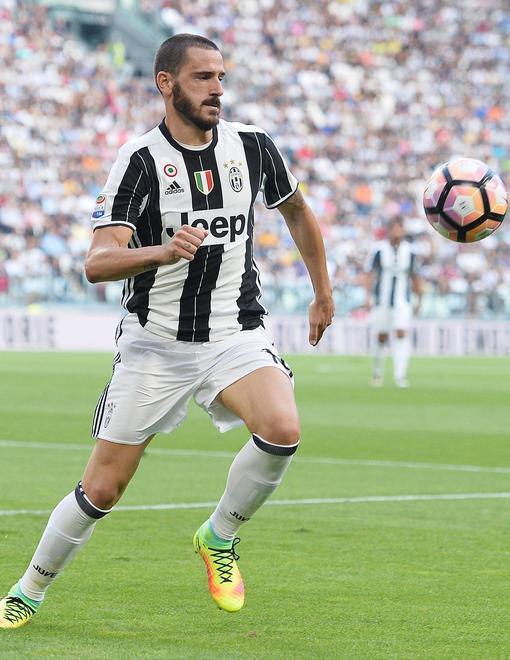 Bonucci, la scommessa «Trasformerò i fischi dei tifosi in applausi» 