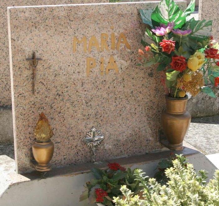 Da 27 anni riposa nel cimitero una donna rimasta senza volto 