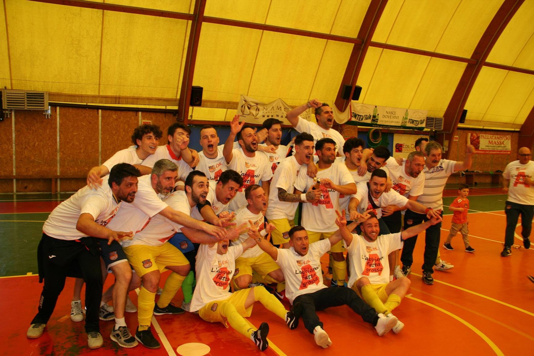 L'esultanza del Futsal per la promozione in A2