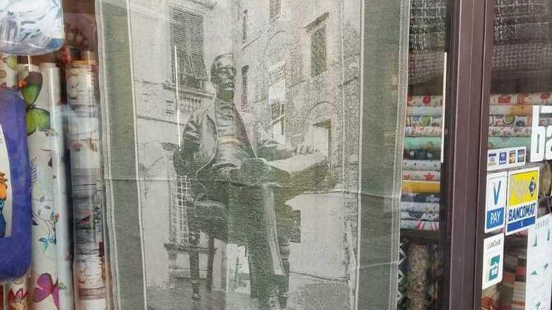 Più affollate le strade di shopping e cultura