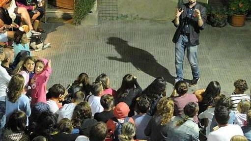Teatro di strada a Campiglia dedicato alla donna fino al 15 agosto