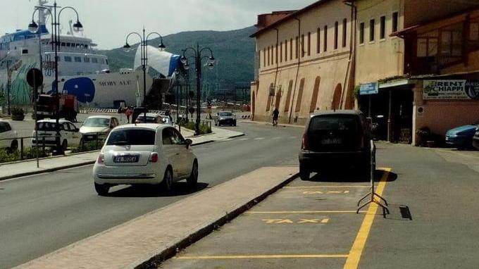 I taxisti di Portoferraio contro il “trasloco”