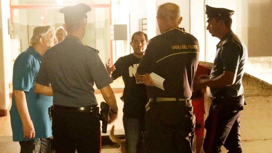 Appicca il fuoco in casa sua: donna rimane intossicata