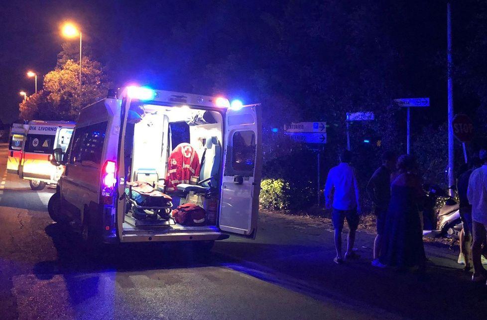 Scontro tra motorini: in tre all’ospedale