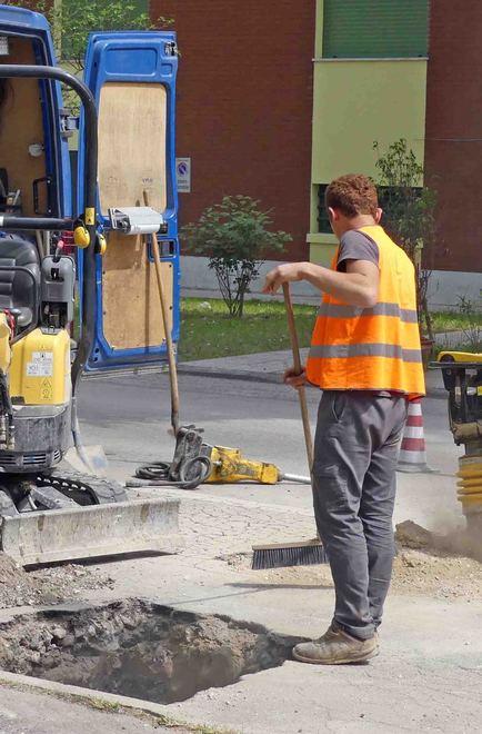Alcune vie senza luce per lavori oggi e giovedì 