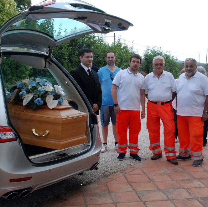 Addio al volontario morto in un incidente «Lui c’era sempre» 