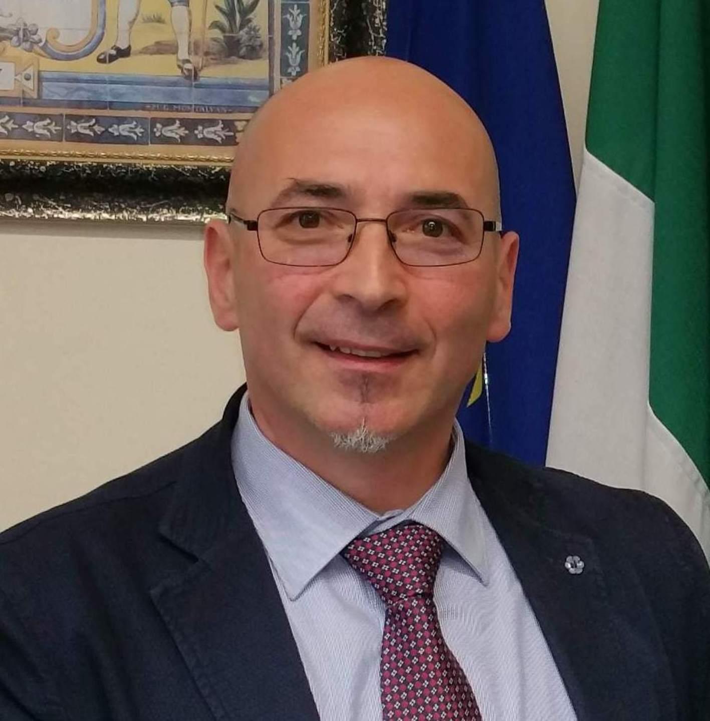 Feliziani: «Sui vaccini applicheremo le norme» 