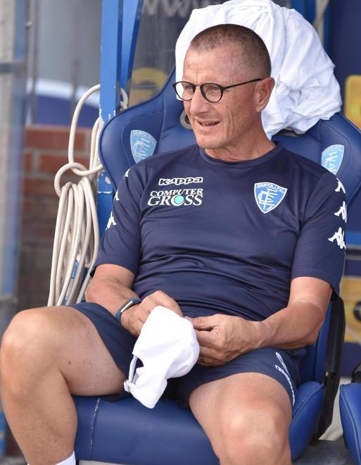 Tegola Maietta, out col Cagliari il mister sfoglia la margherita 
