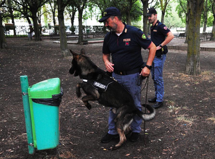 Controlli antidroga al Parco XXII Aprile