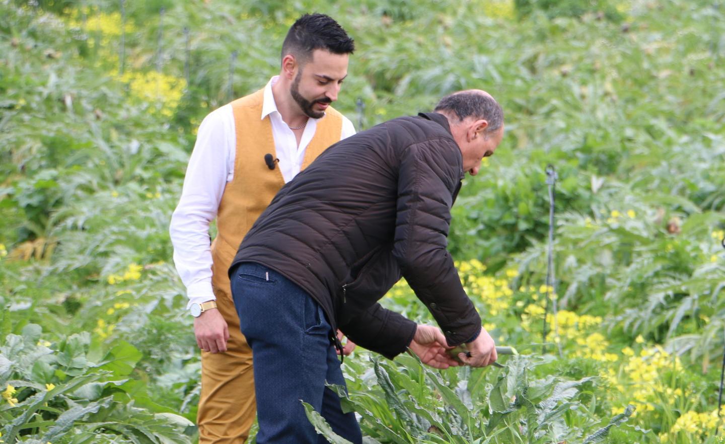 Il presentatore sardo Anthony Peth: «Racconto il cibo che fa divertire» 