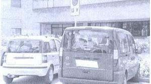 Cascina: le auto parcheggiate negli spazi riservati